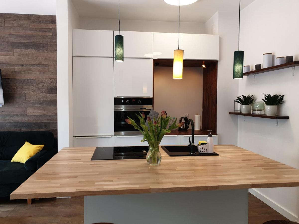 ウッチApartament Milionovaアパートメント エクステリア 写真
